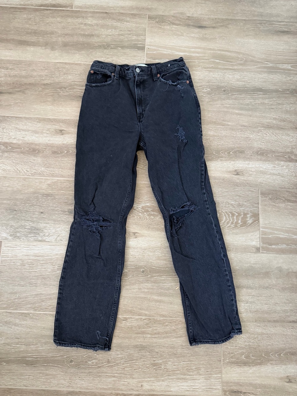 Abercrombie & Fitch - 90s Straight Ultra High Rise